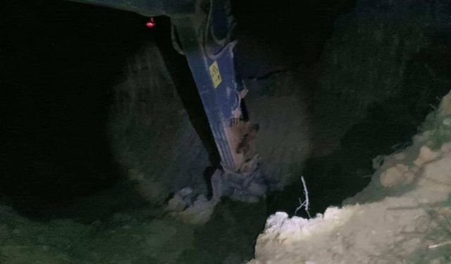 Denizli'de kaçak kazıdan 9 kişi yakalandı !