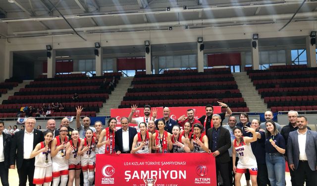 Uşak'ta yapılan U14 Kızlar Basketbol Şampiyonası'nda birinci BOTAŞ oldu