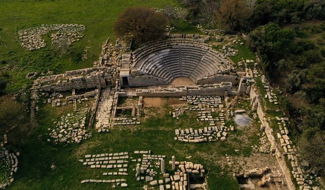 Seferihisar'daki şehrin gizemleri ortaya çıkıyor