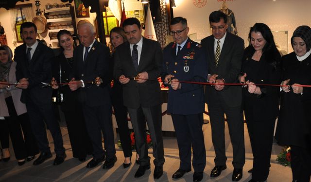 Kütahya'da '5000 Yıllık Toprağın Serüveni" sergisi açıldı