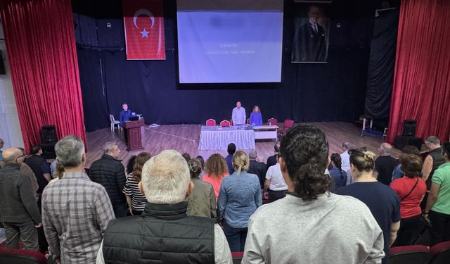 İzmir'de konutları tamamlanmayan kooperatifin başkanı, mağduriyetlerini anlattı