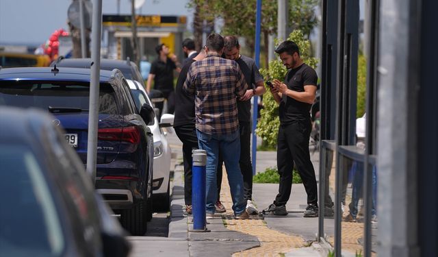 İstanbul'da 6,2 deprem! İzmir'de de hissedildi vatandaş sokağa çıktı