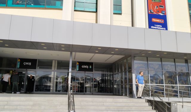 Uşak'ta işyeri mühürlendiği için ev kirası ödeyemeyenler ve bu zulüm yapıp lüks otelde tatil planı yapanlar ikilemi