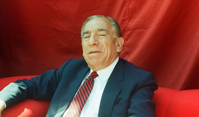 İYİ Parti Uşak İl Başkanı Ayşegül Obalı, merhum Alparslan Türkeş için anma mesajı verdi