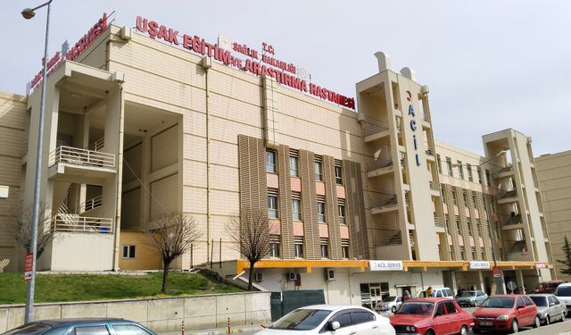 Uşak'ta 5 uzman hekim göreve başladı! Uşak'ta 65 yaş üstü hastalar için geriatri polikliniği kuruldu