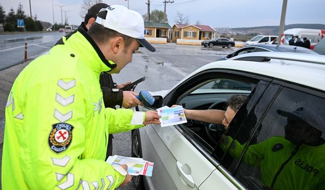 İzmir'e yolu düşenler dikkat! Trafikte sıkı denetim!