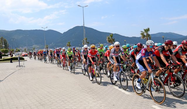 60. Cumhurbaşkanlığı Türkiye Bisiklet Turu'nda 3. etabı başladı