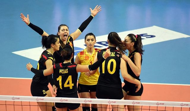 Göztepe Voleybol Takımına Berre İnce'yi Transfer Etti