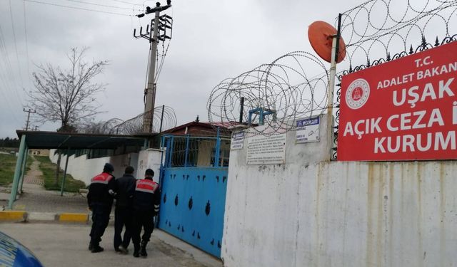 Uşak'ta aranan 13 firari jandarma tarafından tutuklandı!