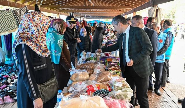 Uşak'taki Kur'an kursları için Hayır Çarşısı kuruldu