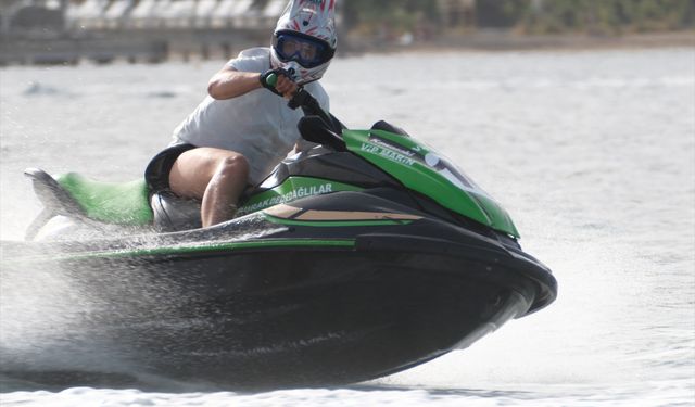 Su Jeti, Flyboard ve Motosurf Türkiye Şampiyonası, Bodrum'da başladı