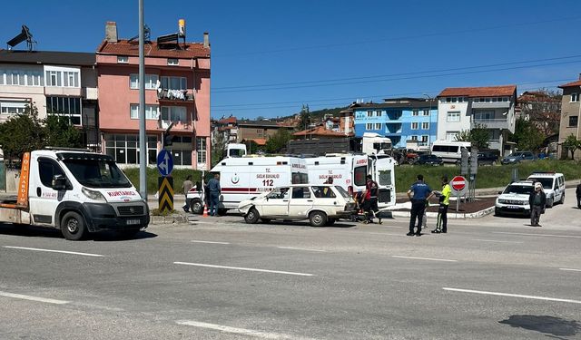 Kütahya'daki trafik kazasında 5 kişi yaralandı