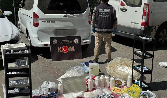 İzmir'de vücut geliştirme ilaçlarını kaçak üreten 1 kişi tutuklandı