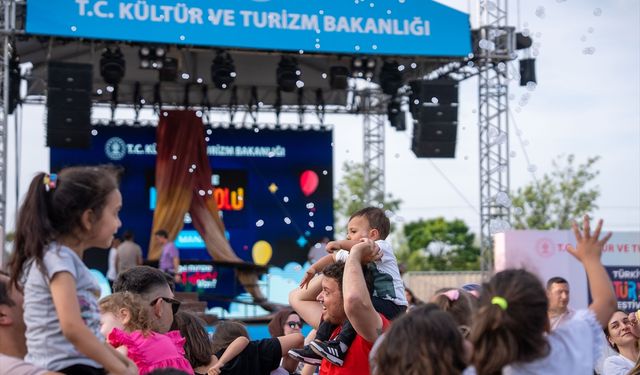 Manisa'daki Türkiye Kültür Yolu Festivali'ne yoğun ilgi!