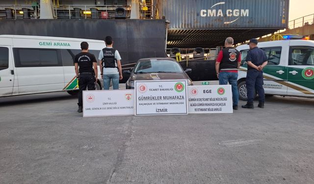 İzmir'de 54 tonluk kaçak akaryakıt yakalndı!