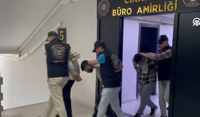 Buca'da 2 kişinin öldüğü, silahların ve bıçakların çekildiği kavgaya ilişkin 8 kişi tutuklandı !