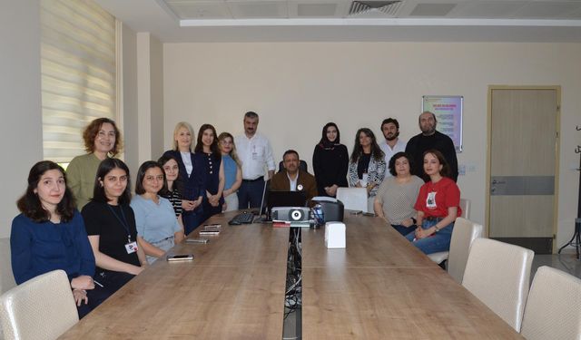 Uşak Eğitim ve Araştırma Hastanesi'ndeki psikologlar birey ve toplumun ruh sağlığı için çalışıyor