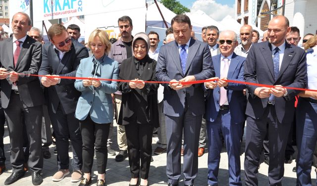 Kütahya'da İstihdam ve Kariyer Fuarı düzenlendi
