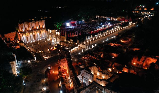 THY, Türkiye'yi tanıtma projesi "Connect To Türkiye" ile  yabancı tur operatörlerini İzmir'de buluşturdu
