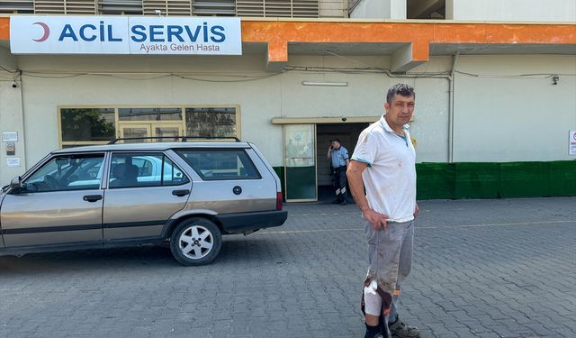 Uşak'ta kendini kesen acemi kasaplar, acil servise koştu