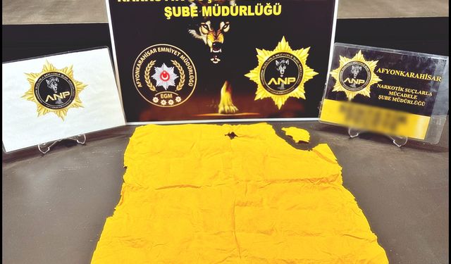 Afyonkarahisar'da yasaklı madde operasyonunda 3 zanlı tutuklandı
