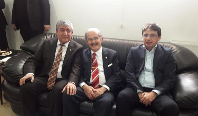 Uşak Belediyesi eski Müdürlerinden Ekrem Taşkesdik hayatını kaybetti