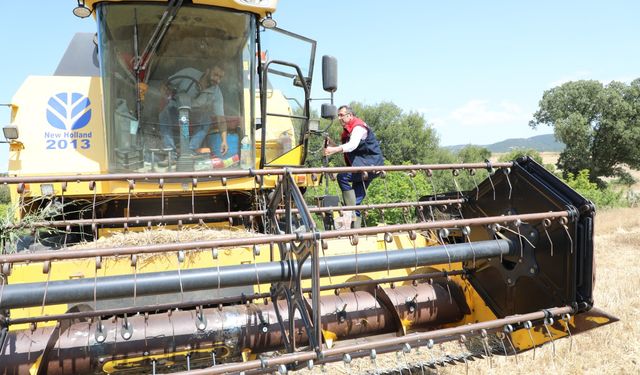 Uşak İl Tarım ve Orman Müdürü Serkan Bilir, Sirge köyünde üreticilerle buluştu