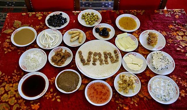 Van'ın kahvaltısını tüm dünyaya tanıttılar