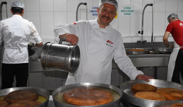 Afyonkarahisar'ın "ekmek kadayıfı" bayramda sofralarda yerini alacak