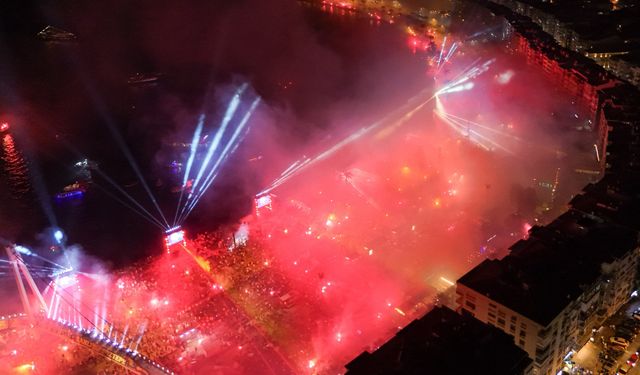 Göztepe 100. kuruluş yıl dönümünü kutladı