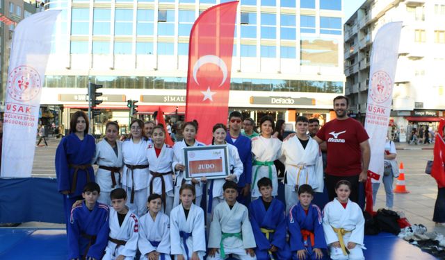 Uşak'ta çocukların yaz tatilini sıkılmadan geçirecekleri yaz spor okulları başladı