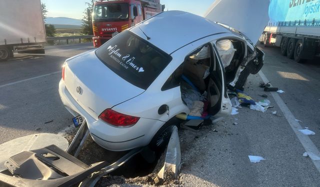 Afyonkarahisar'da yeni evli üsteğmen kaza sonucu hayatını kaybetti