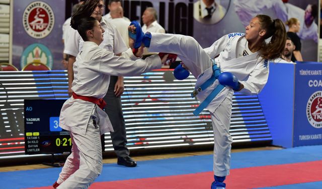 Manisa'da Türkiye Karate Premier Ligi rüzgarı!