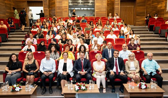 İzmir'de insan hakları, şiddetle mücadele ve sosyal arabuluculuk protokolü imzalandı