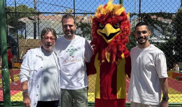 Mehmet Sepil, spor okullarındaki öğrencilerle buluştu