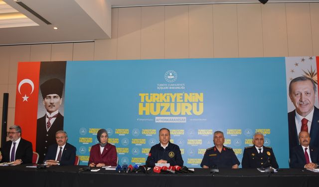 İçişleri Bakanı Ali Yerlikaya, Afyonkarahisar'da Huzur ve Güvenlik Toplantısı'na katıldı