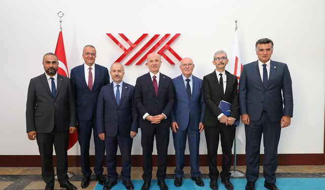 Uşak Üniversitesi Rektörü, YÖK Başkanına hayırlı olsun dedi