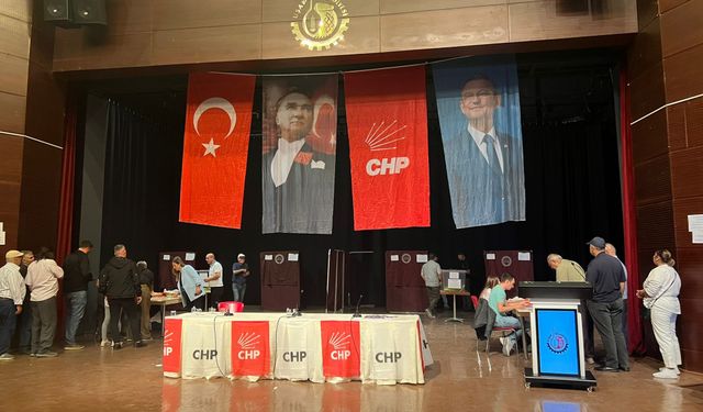 CHP Uşak Merkez İlçe ve Eşme İlçe Kongreleri yapıldı