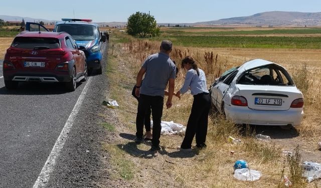Afyonkarahisar'da otomobil takla attı, 4 kişi yaralandı!