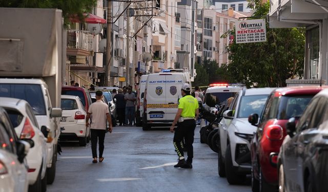Balçova'da polis karakoluna saldırı: 2 polis şehit oldu
