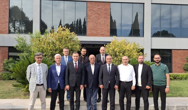 İzmir İl Sağlık Müdürü Ayhan Kul ziyaretlerde bulundu