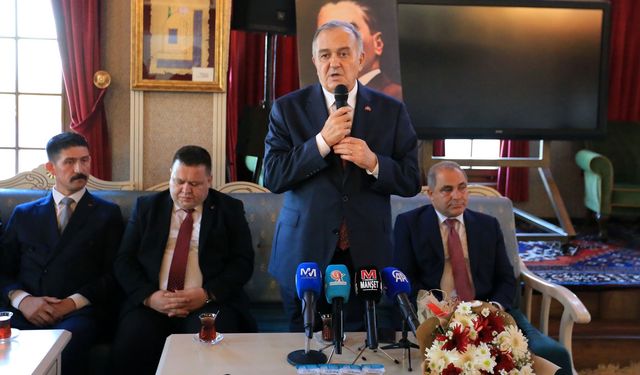 MHP'li Akçay, Manisa'da konuştu:
