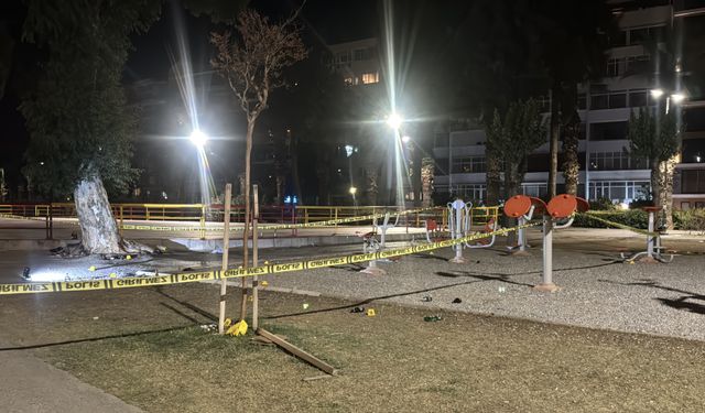 İzmir'de silahlı kavga; 1 ölü, 6 yaralı!