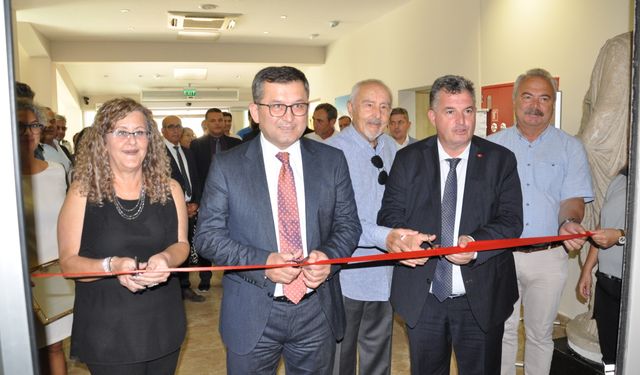 İzmir'de "Küçük Menderes'in Büyük Mirası: Yusufdere Tümülüs Buluntuları" sergisi açıldı