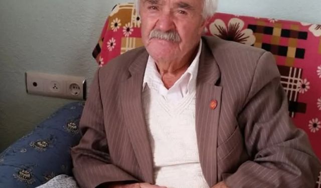 Uşak Ulubey Akkçeli'nin 35 yıl muhtarlığını yapan Musa Arıcan son yolculuğuna uğurlandı