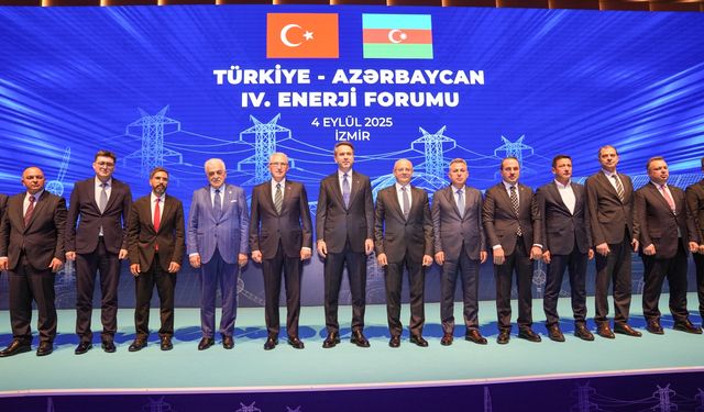 İzmir'de Türkiye-Azerbaycan 4. Enerji Forumu düzenlendi