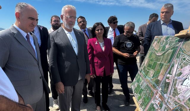 Bahadır Yenişehirlioğlu, Gediz Köprülü Kavşağı'ndaki çalışmaları inceledi