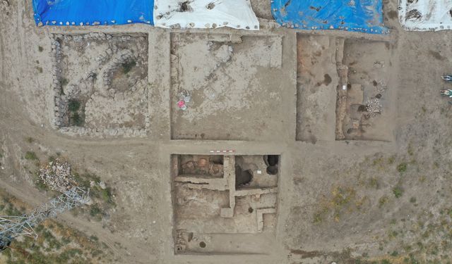 Afyonkarahisar'da Puruşhanda'nın arandığı kazıda 3 fırın ile 2 ocak bulundu