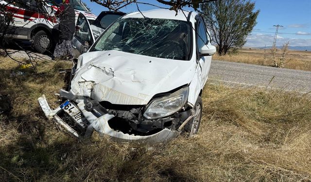 Uşak Susuzören'de trafik kazası: 5 yaralı