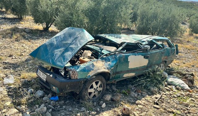 Manisa'da trafik kazasında Mükrime ve Mehmet Fırat hayatını kaybetti !